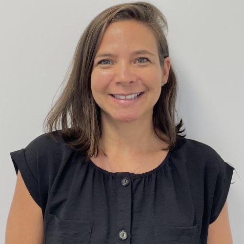 Alyne Tavares Psychologist