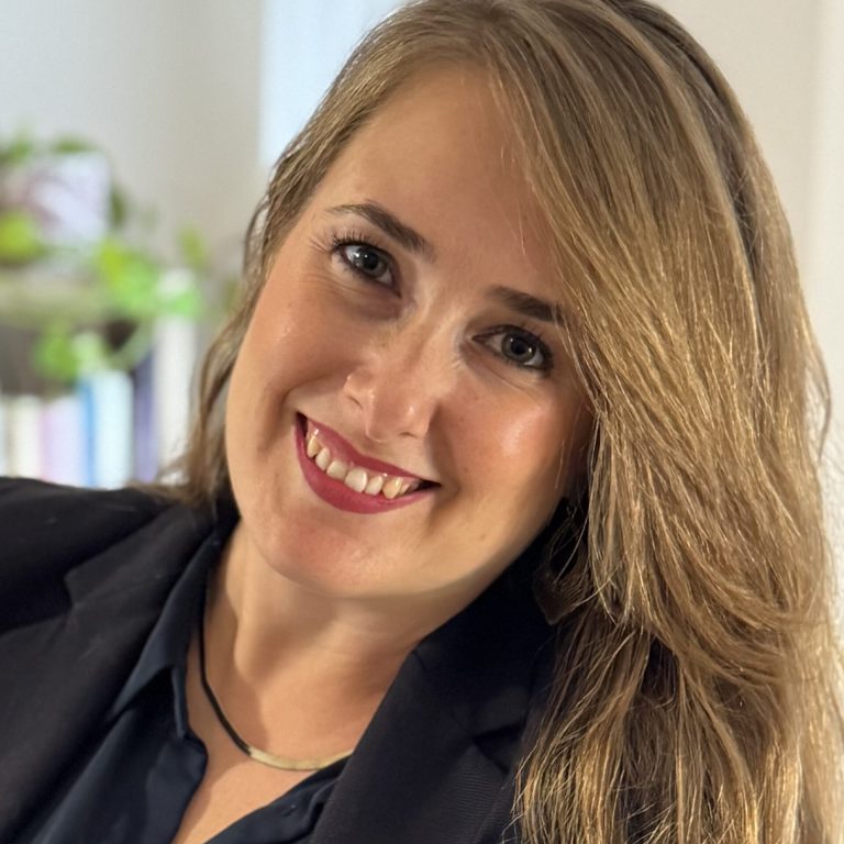 NIcolle Falco - Psychotherapist